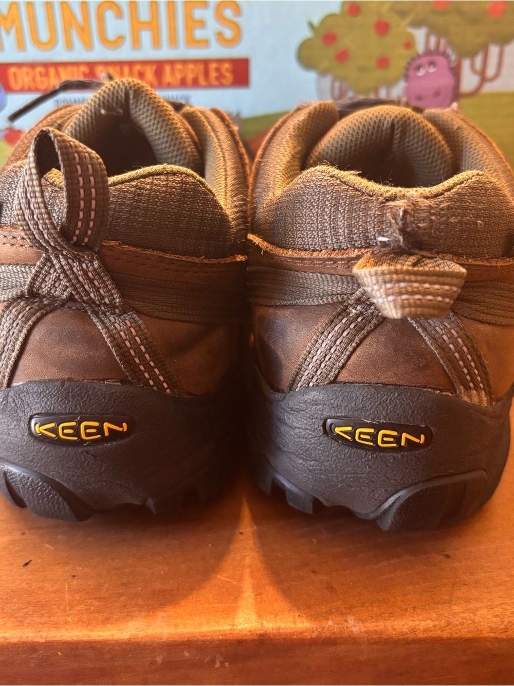 Keen mens Targhee 11 waterproof hiking shoes canteen/dark olive 13 - Picture 3 of 7